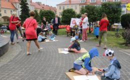 „Miasto, w którym mieszkam”. Happening przy działdowskiej fontannie