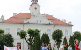 „Miasto, w którym mieszkam”. Happening przy działdowskiej fontannie