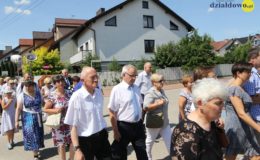 Odpust, Marsz dla Życia i Rodziny oraz poświęcenie grobu dla dzieci utraconych w parafii Św. Katarzyny