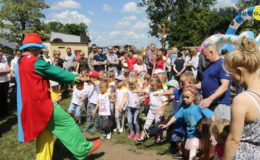 Piknik rodzinny w „Jedyneczce”. My rodzinę fajną mamy, zawsze razem się trzymamy