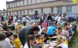Piknik rodzinny w „Jedyneczce”. My rodzinę fajną mamy, zawsze razem się trzymamy