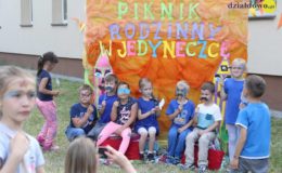 Piknik rodzinny w „Jedyneczce”. My rodzinę fajną mamy, zawsze razem się trzymamy