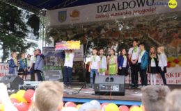 Festyn Caritas z okazji Dnia Dziecka i Matki