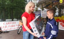 Festyn Caritas z okazji Dnia Dziecka i Matki