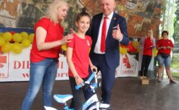 Festyn Caritas z okazji Dnia Dziecka i Matki