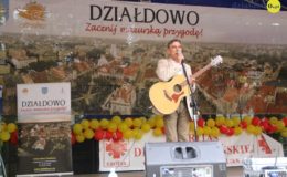 Festyn Caritas z okazji Dnia Dziecka i Matki