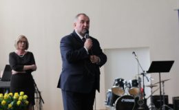 Maturzyści z ZS nr 2 żegnają szkołę