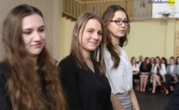 Maturzyści z ZS nr 2 żegnają szkołę