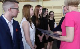 Maturzyści z ZS nr 2 żegnają szkołę