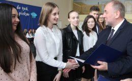 Maturzyści z ZS nr 2 żegnają szkołę