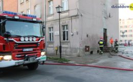 Pożar kamienicy na ulicy Hallera