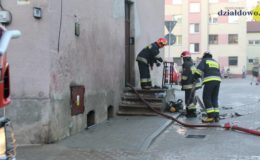 Pożar kamienicy na ulicy Hallera