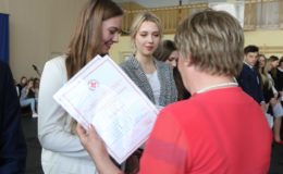 Maturzyści z ZS nr 2 żegnają szkołę