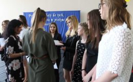Maturzyści z ZS nr 2 żegnają szkołę