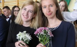 Maturzyści z ZS nr 2 żegnają szkołę
