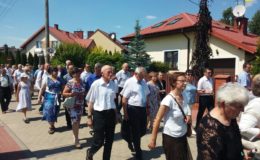 Odpust, Marsz dla Życia i Rodziny oraz poświęcenie grobu dla dzieci utraconych w parafii Św. Katarzyny