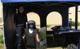 Policjanci z Działdowa gośćmi festynu z okazji Dnia Dziecka