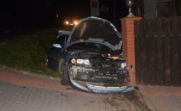 Wjechał w ogrodzenie. Miał blisko 3 promile alkoholu
