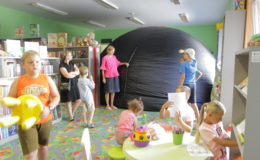 W naszej bibliotece trwają pokazy Mobilnego Planetarium