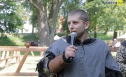 Setki widzów obejrzało inscenizację Bitwy Zwiadów Działdowskich podczas turnieju rycerskiego