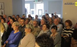 Teatr przy stoliku – „Kto nas odwiedzi” [zdjęcia]