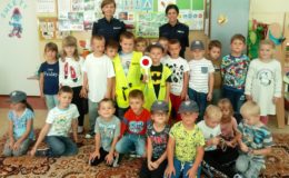 Bezpieczna droga do szkoły z najmłodszymi