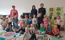 Spotkanie policjantek z przedszkolakami. W trosce o bezpieczeństwo najmłodszych