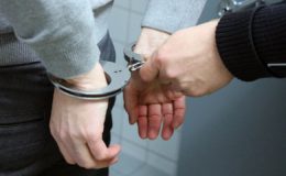 Trzymiesięczny areszt dla podejrzanego o przestępstwa narkotykowe i przeciwko mieniu