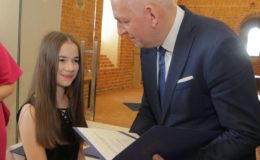 Wręczenie stypendiów burmistrza Działdowa dla najzdolniejszych uczniów