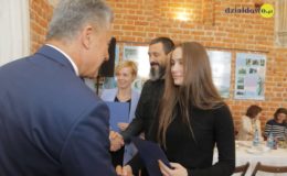 Wręczenie stypendiów burmistrza Działdowa dla najzdolniejszych uczniów