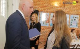 Wręczenie stypendiów burmistrza Działdowa dla najzdolniejszych uczniów