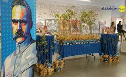 „100 dębów pamięci bohaterów niepodległej”