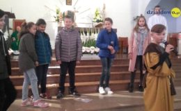 Występ uczniów z ZS nr 2 w kościele pw. Podwyższenia Krzyża Świętego