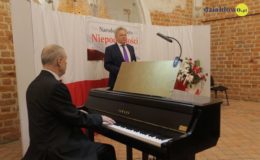 Koncert szkoły muzycznej z okazji Święta Niepodległości
