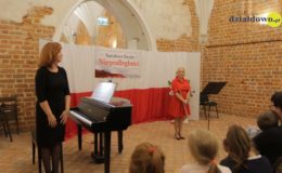 Koncert szkoły muzycznej z okazji Święta Niepodległości