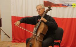 Koncert szkoły muzycznej z okazji Święta Niepodległości