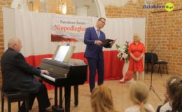Koncert szkoły muzycznej z okazji Święta Niepodległości
