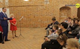 Koncert szkoły muzycznej z okazji Święta Niepodległości