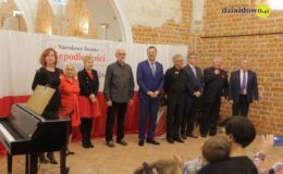 Koncert szkoły muzycznej z okazji Święta Niepodległości