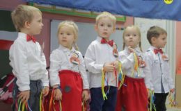 Pasowanie na przedszkolaka w grupie Biedronek