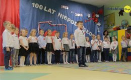 Uroczysta akademia z okazji Święta Niepodległości w Przedszkolu nr 5