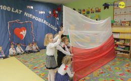 Uroczysta akademia z okazji Święta Niepodległości w Przedszkolu nr 5