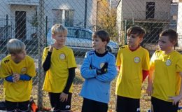 Dziewczęta i chłopcy z „Trójki” awansowali do rozgrywek wojewódzkich Turnieju Piłki Nożnej „Z Podwórka na Stadion”