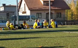 Dziewczęta i chłopcy z „Trójki” awansowali do rozgrywek wojewódzkich Turnieju Piłki Nożnej „Z Podwórka na Stadion”