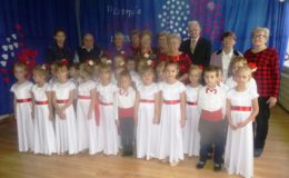 Akademia przedszkolaków dla seniorów