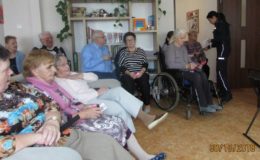 Bezpieczny senior – spotkanie przedstawiciela ZUS i policjantek z Działdowa z podopiecznymi Domu „Senior-WIGOR”