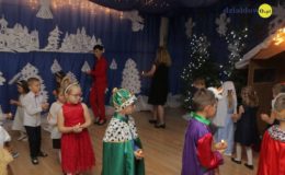 Jasełka dzieci z grupy Żabki Przedszkola nr 1