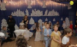 Jasełka dzieci z grupy Żabki Przedszkola nr 1