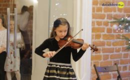 Koncert Kolęd i Pastorałek uczniów szkoły muzycznej w Działdowie
