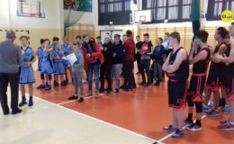 Jedynka Mistrzem Powiatu w koszykówce chłopców szkół podstawowych